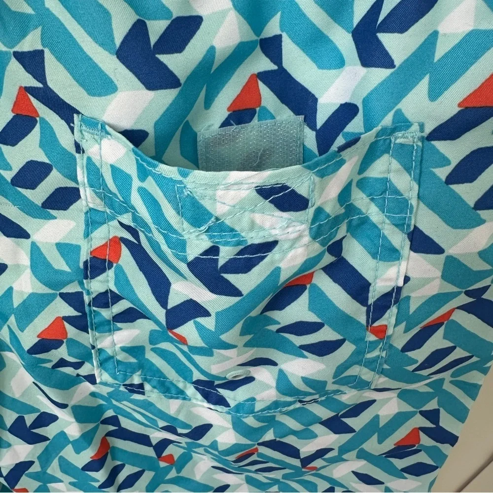 Abercrombie Kids Blue and White Board Shorts Quick-Dry Swim Size Large 14